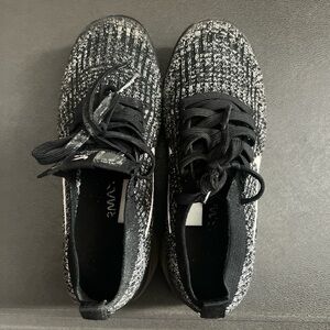 Women’s Nike Black FlyKnit VaporMax - 6W